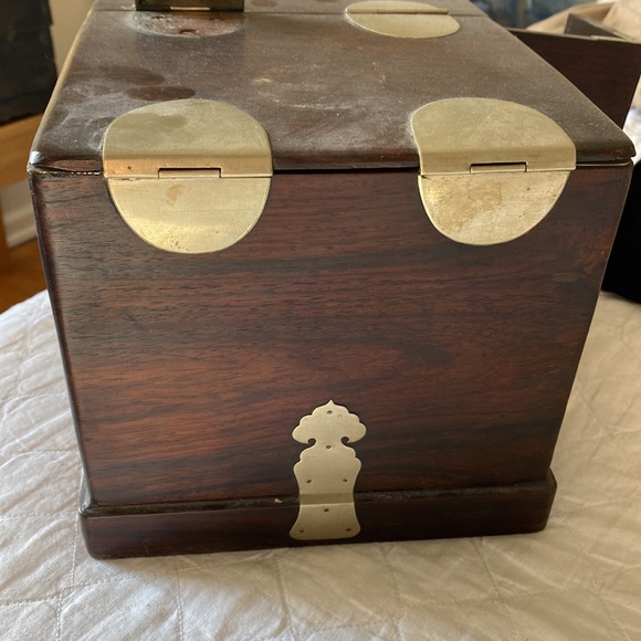 Vintage antique jewelry box from China - - Picture 9 of 13